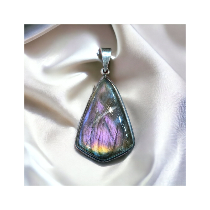 LABRADORITE VIOLETTE PENDENTIF ARGENT 2