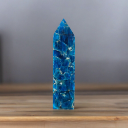 APATITE POINTE 4